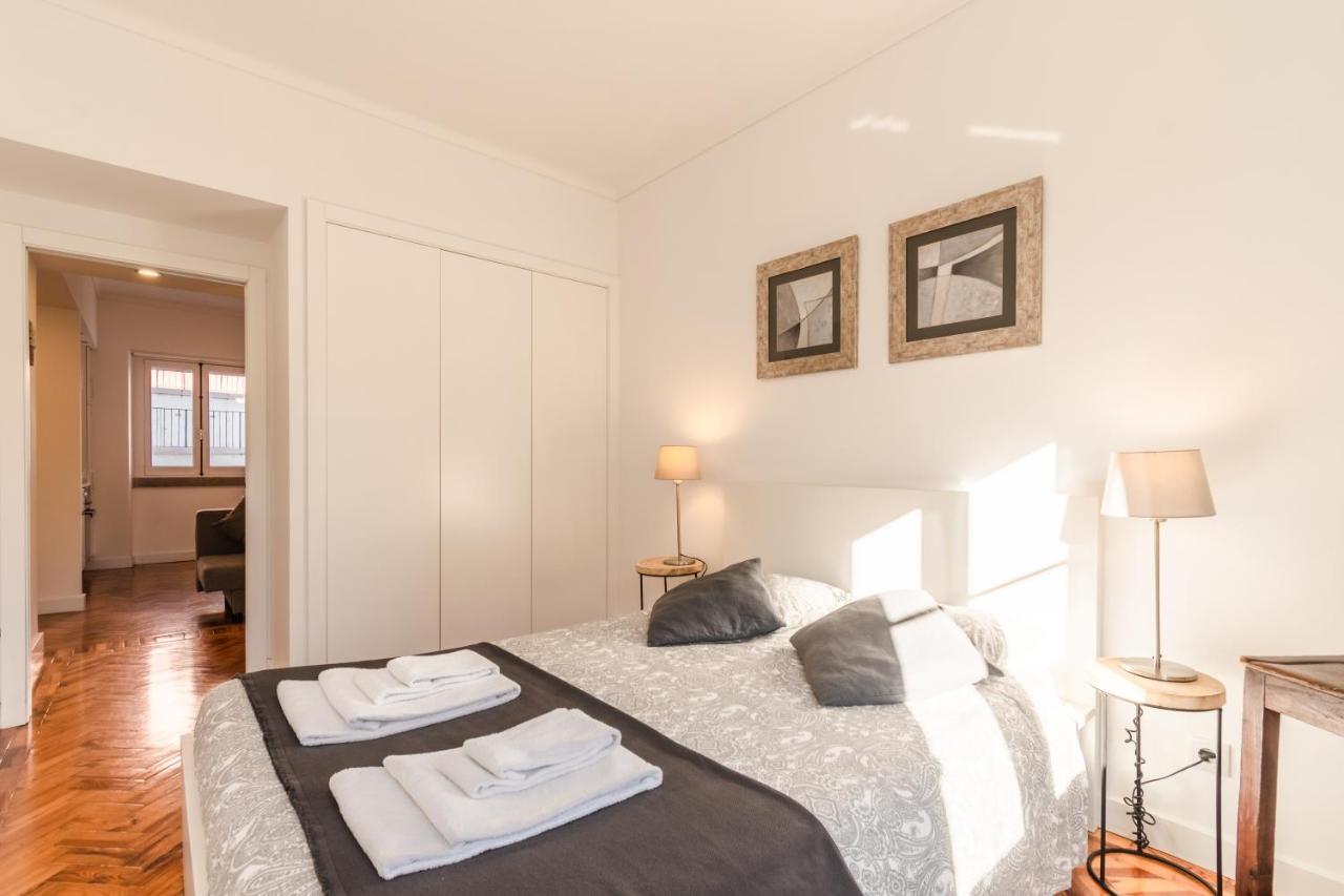 Carmo Apartments Лиссабон Экстерьер фото