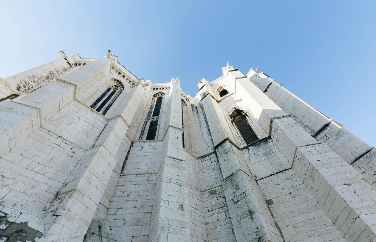 Carmo Apartments Лиссабон Экстерьер фото